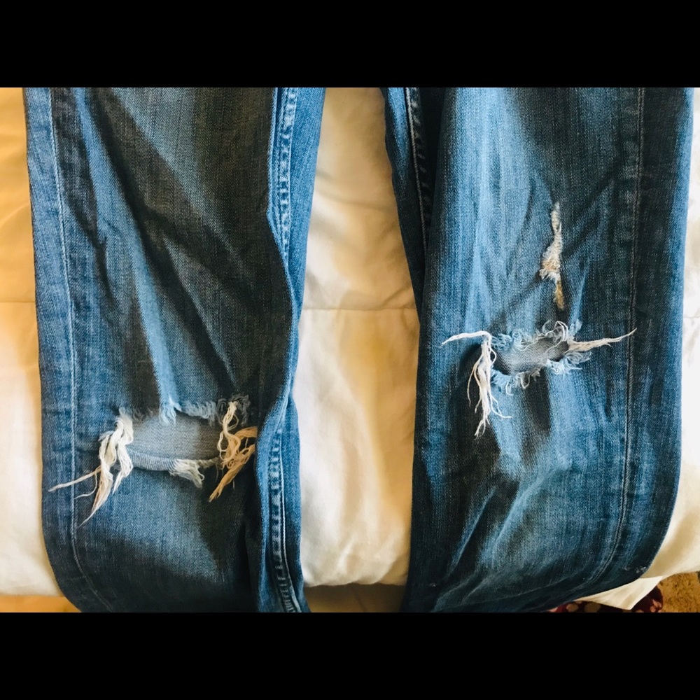 H&M Ripped Jeans - Picture 3 of 5